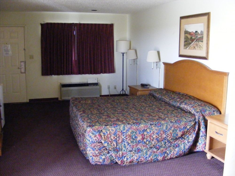 Americas Best Value Inn Lockhart Tx Bagian luar foto