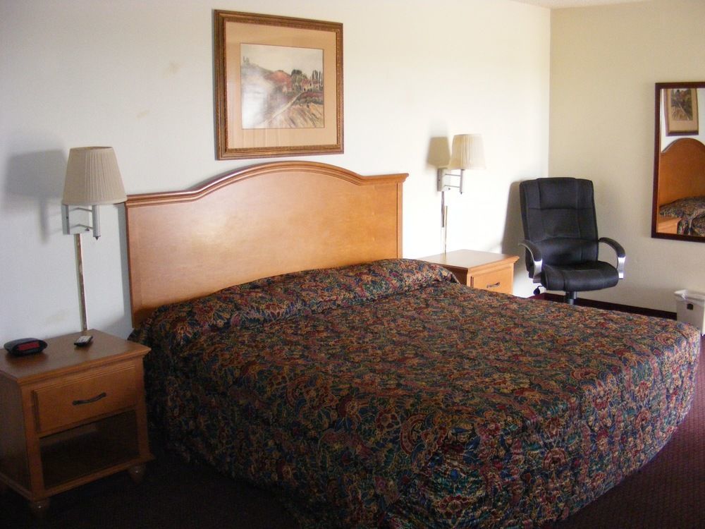 Americas Best Value Inn Lockhart Tx Bagian luar foto